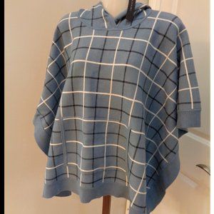 Tahari Poncho Blue Plaid Hooded NWT One Size